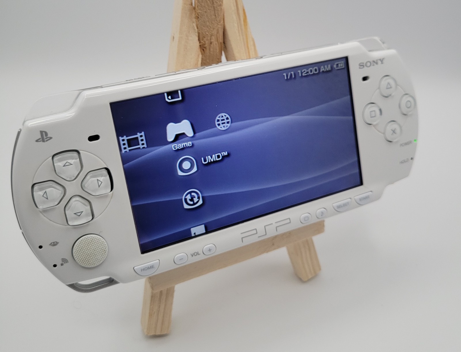 Sony PSP-2001 White Darth Vader Special Edition Tested Works Disc Tray Off Track
