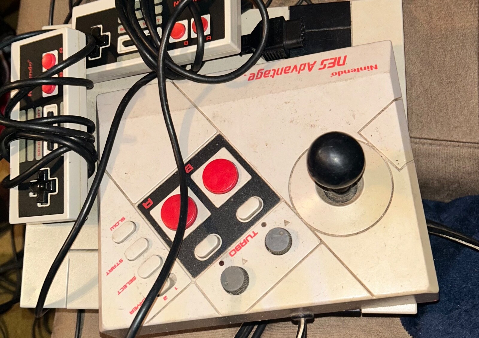 Nintendo NES Action Set Home Console – White/Gray
