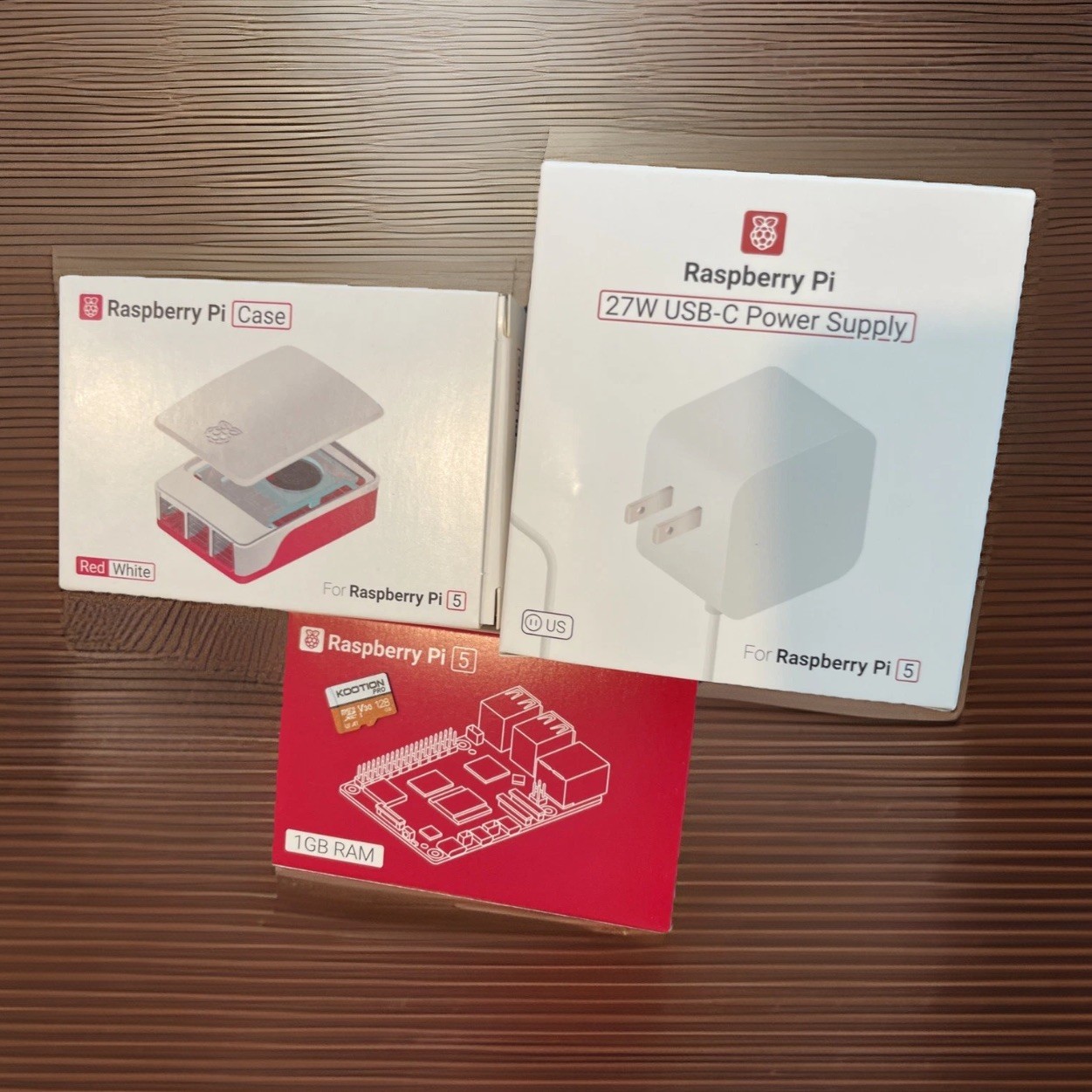 Raspberry Pi 5 Plug and Play Retro Gaming Console 128GB Loaded Dreamcast N64 PSX