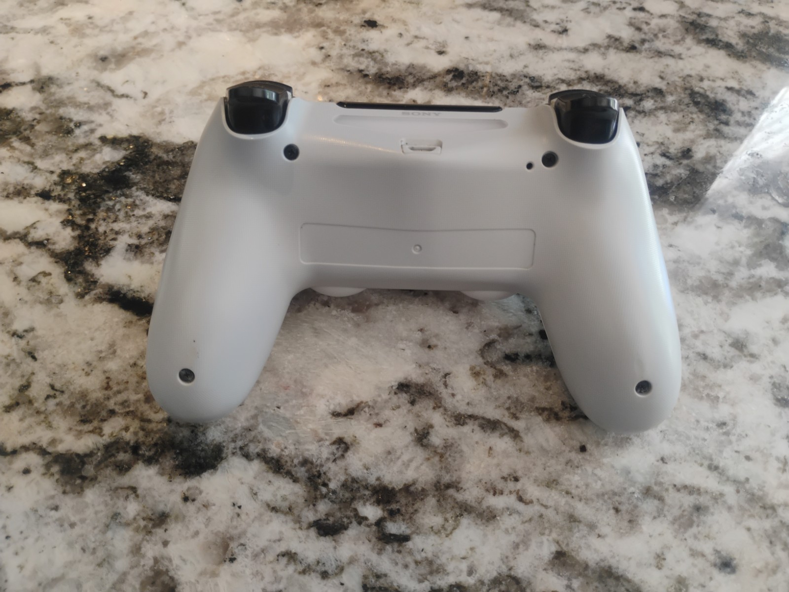 Sony PlayStation 4 – 500GB – With Controller – Tested And Working