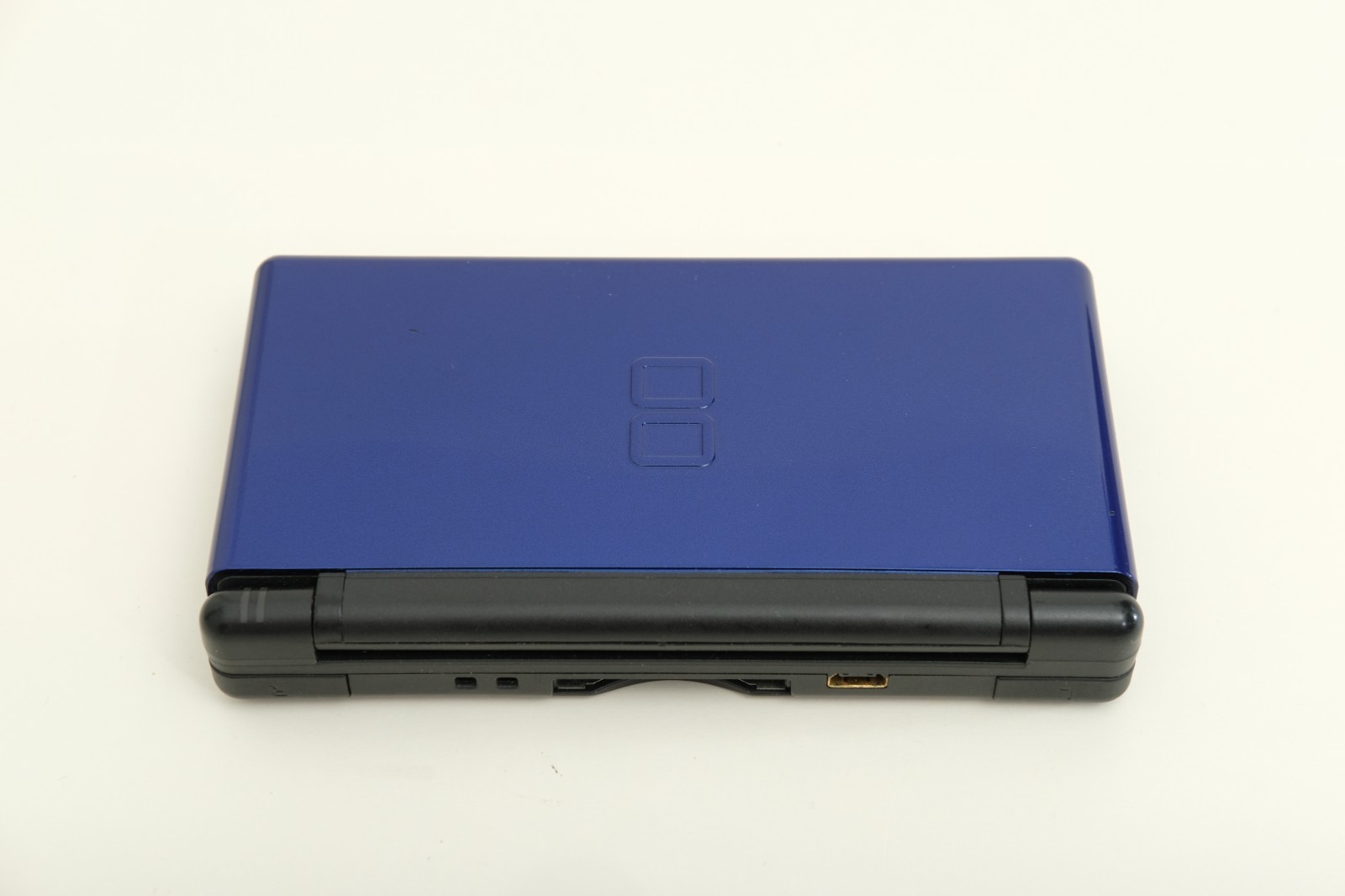 Nintendo DS Lite Handheld Cobalt and Black w/stylus, gba cover, charger USG-001