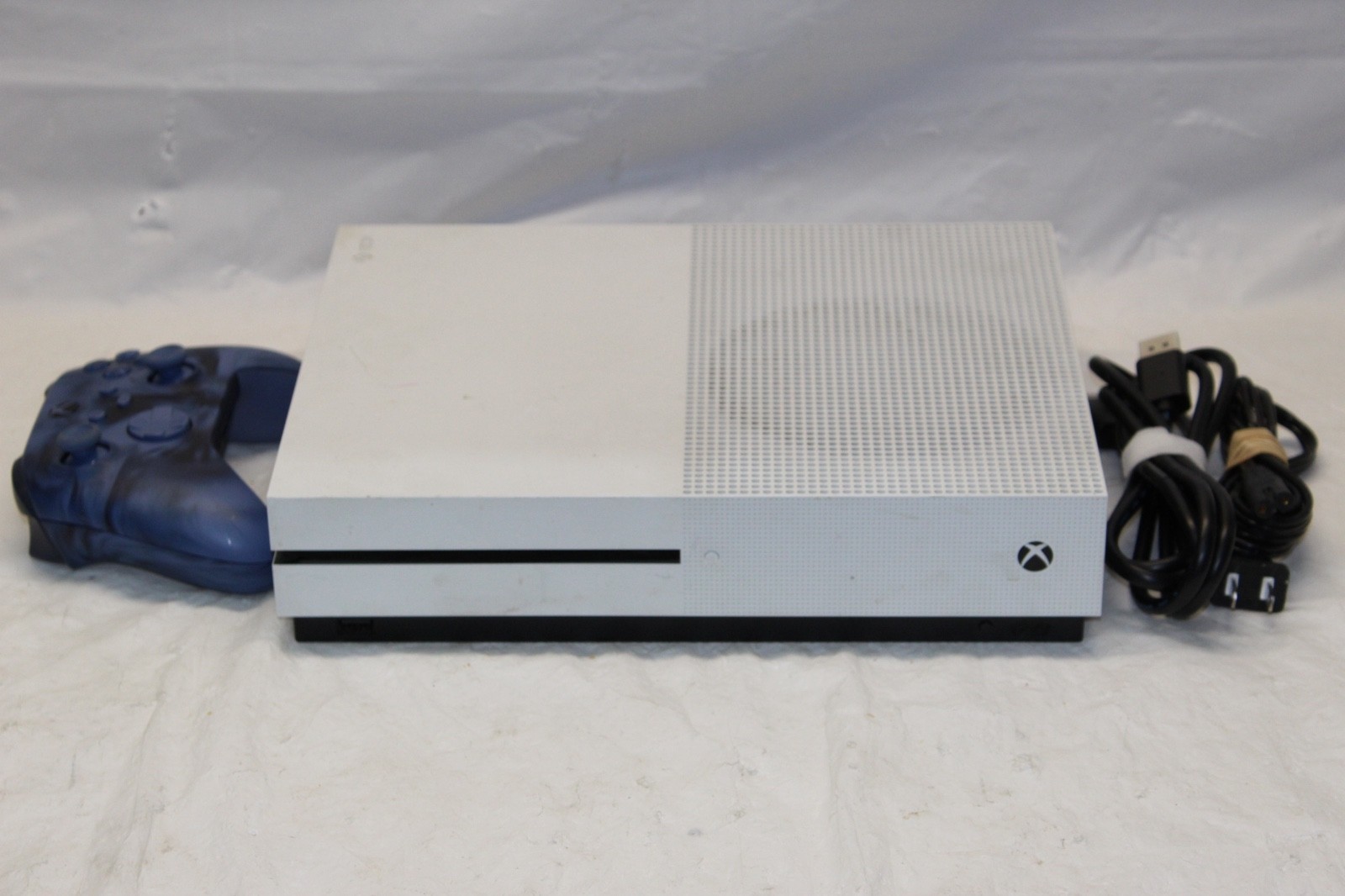 Microsoft Xbox One S White Console W/Controller and Cables RS