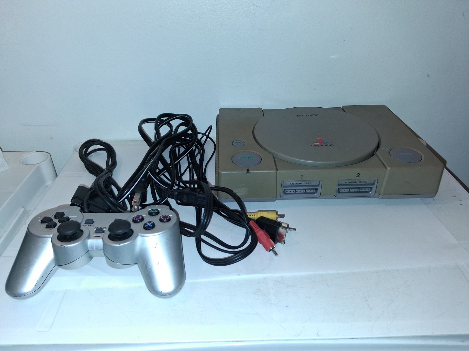 SONY PS1 PLAYSTATION ORIGINAL TESTED WORKING