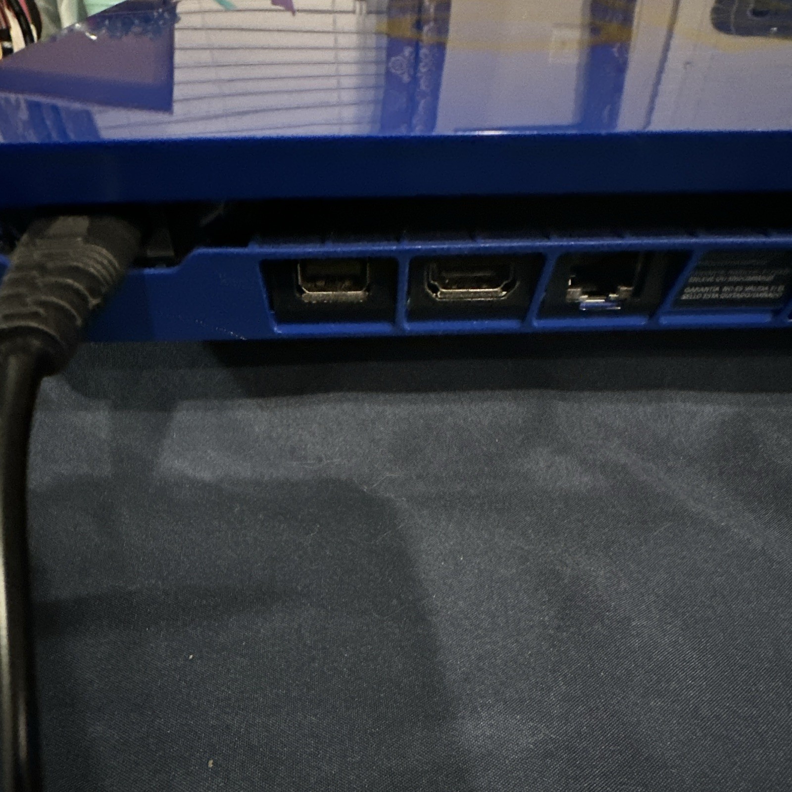 Sony PlayStation 4 days of Play Limited Edition Slim Blue.