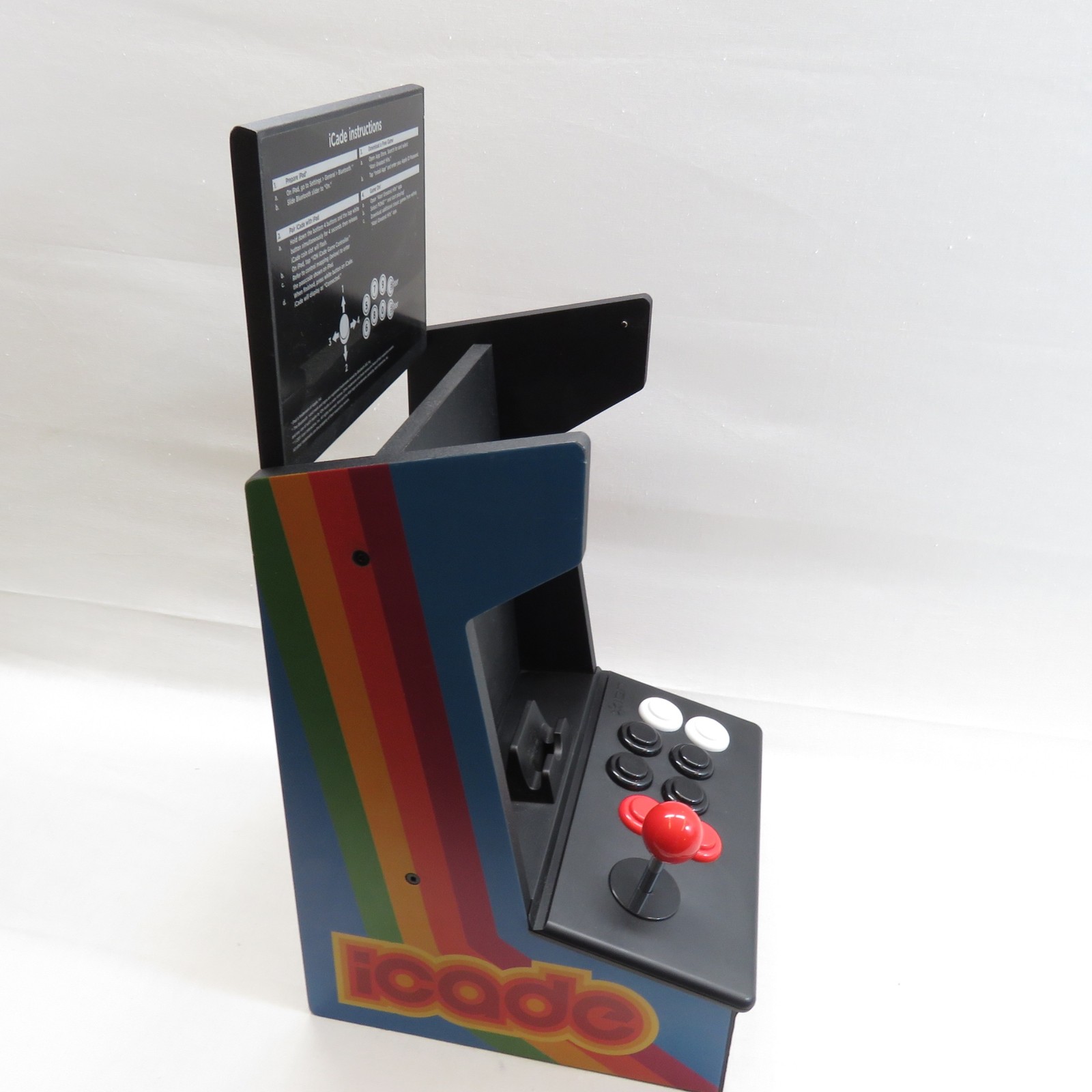 iCade Ion Video Game Unit 2011 Atari Classic Games Apple iPad Bluetooth