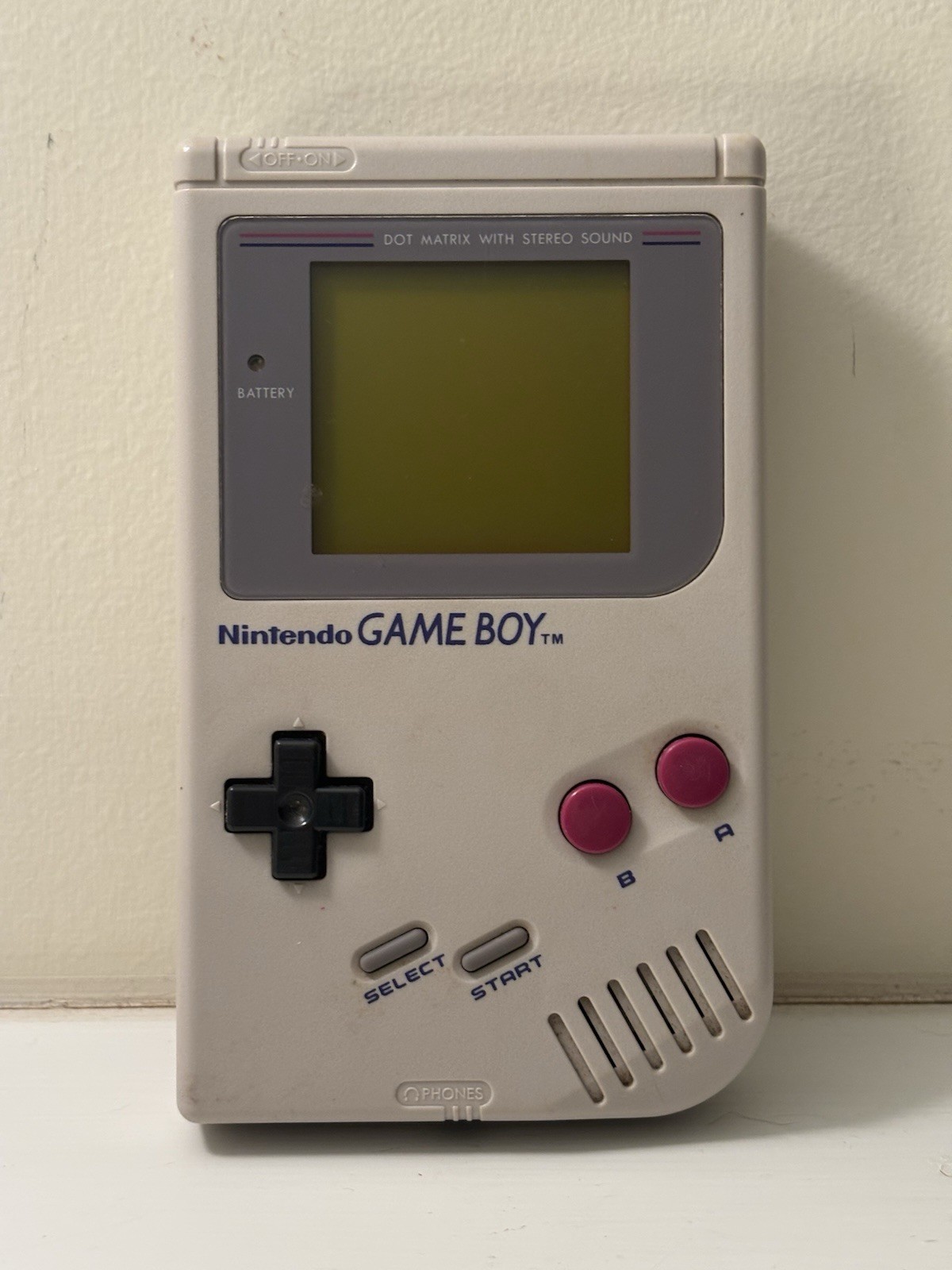 Nintendo Game Boy DMG-01 Gray Handheld System Dot Matrix Display Stereo Sound