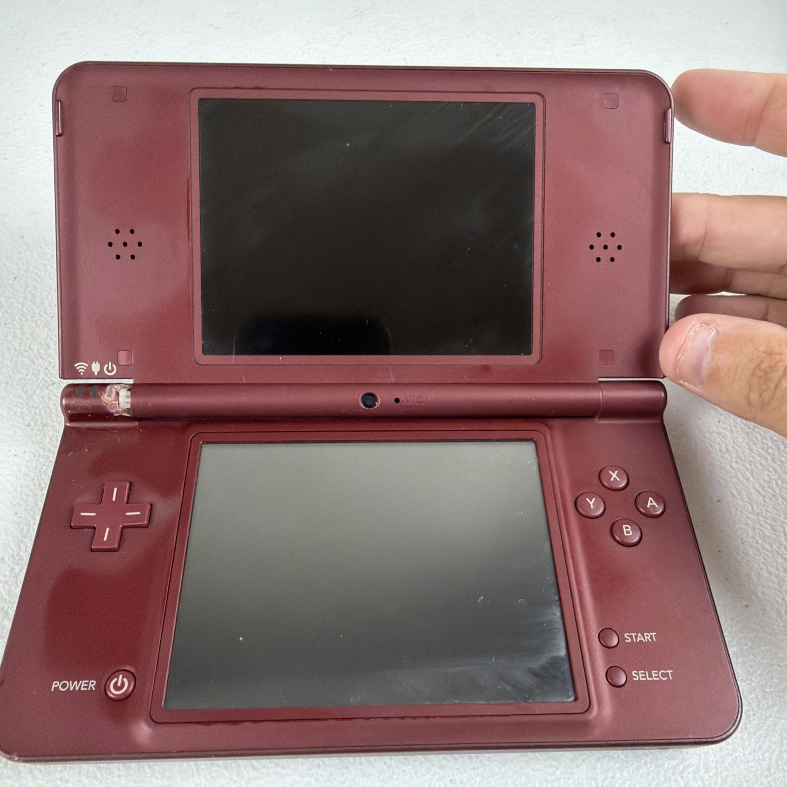 Broken Nintendo DSi XL Dark Red Burgundy Console UTL-001 PARTS ONLY NO POWER