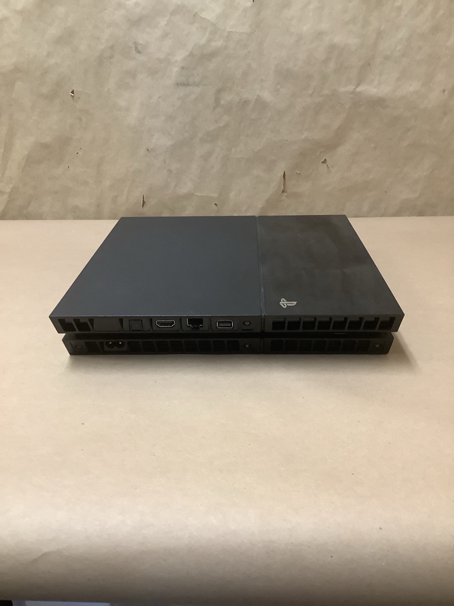 PS4 ELECTRONICS SONY CUH-1001A, #MB065813416; 500GB (202604-1)