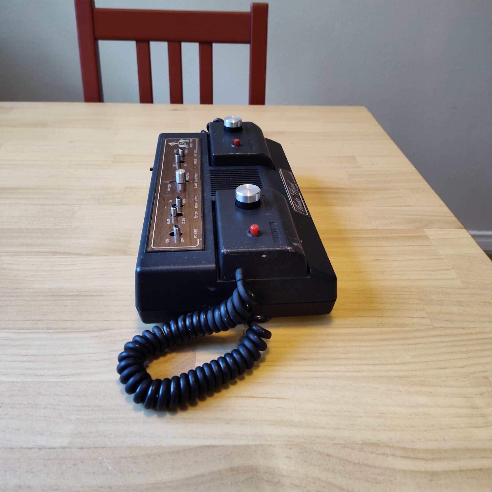 Vintage 1970’s Wonder Wizard Video Game Console 7706