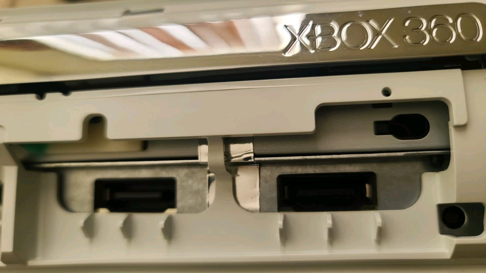 Xbox 360 Console Xenon Dashboard (2.0.5766.0) CIB