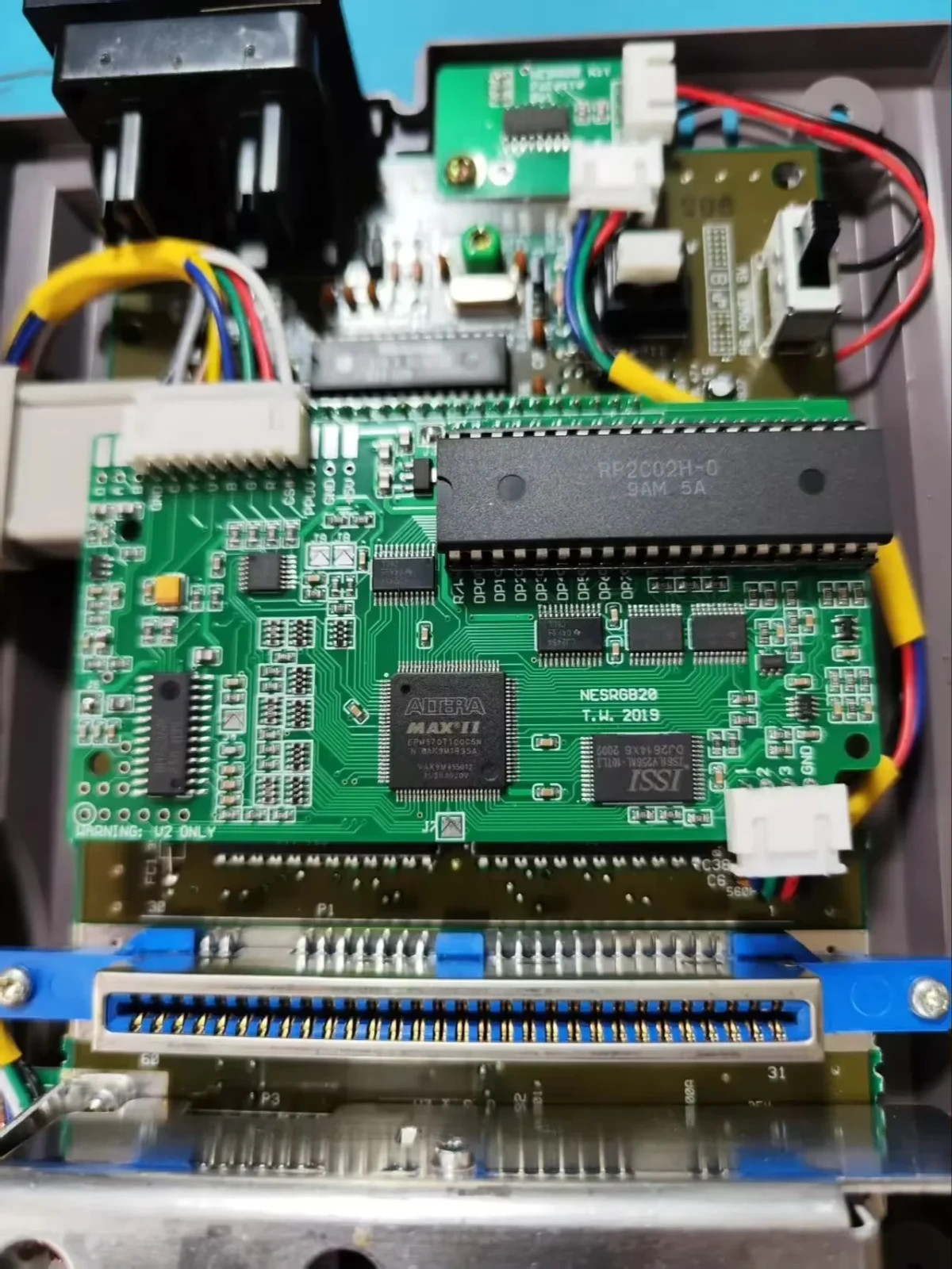 Nintendo Game Console Machine Built-in NES Module, Supports AV, S-Video, RGB