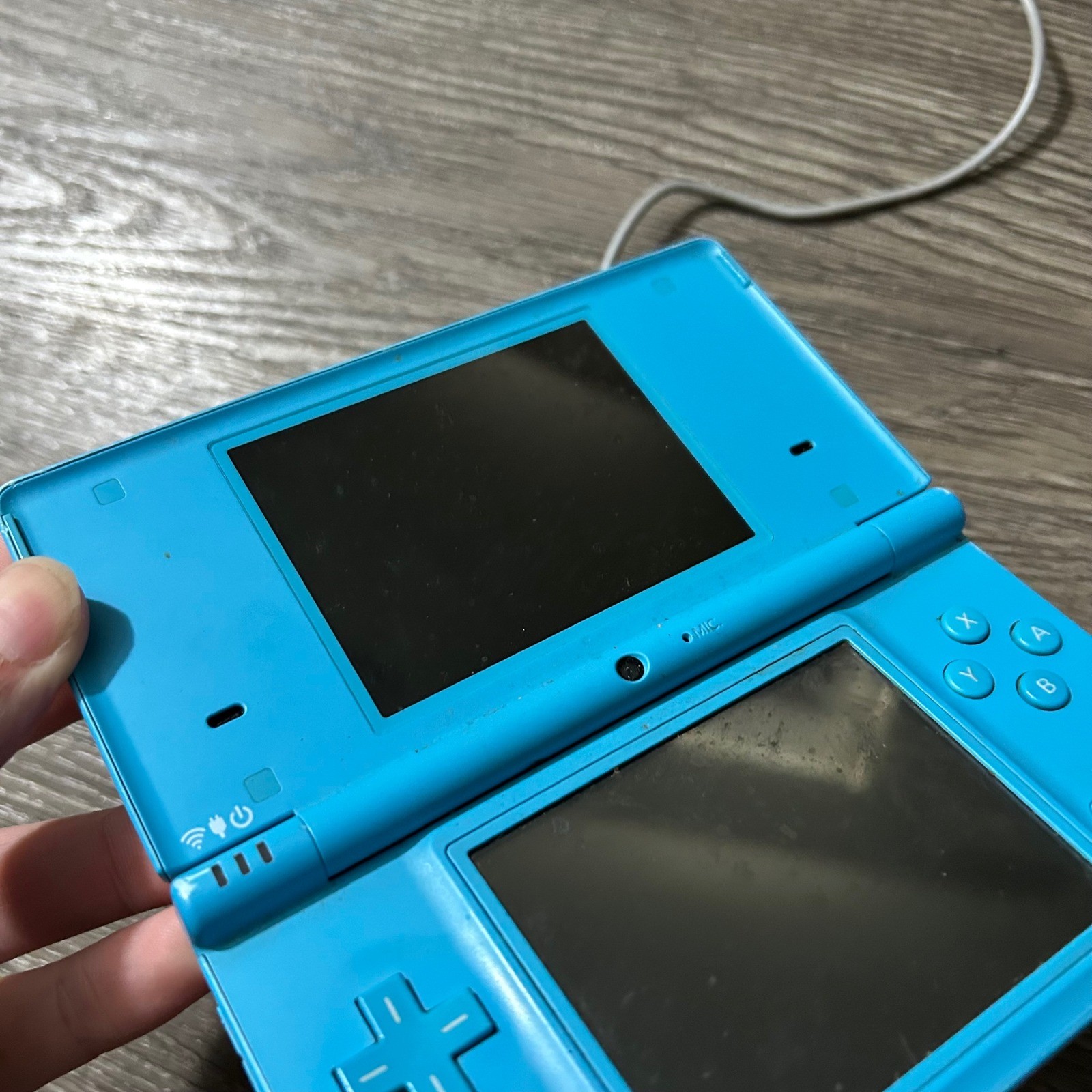 Nintendo DSi Handheld Console Blue Electric Blue With Charger TWL-001