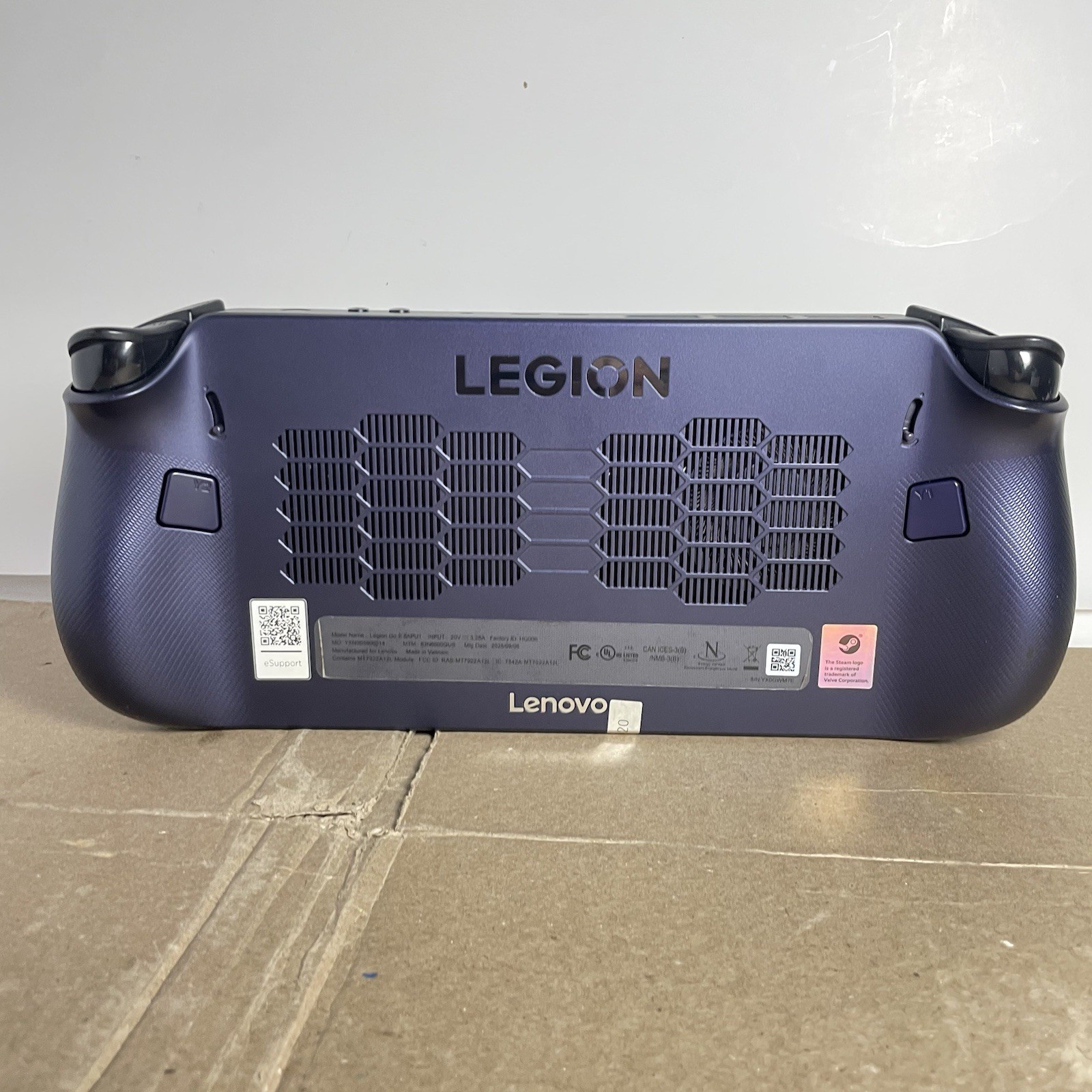 Lenovo Legion Go S Z1 Extreme 1TB, SteamOS, Nebula Violet. (Windows OS)