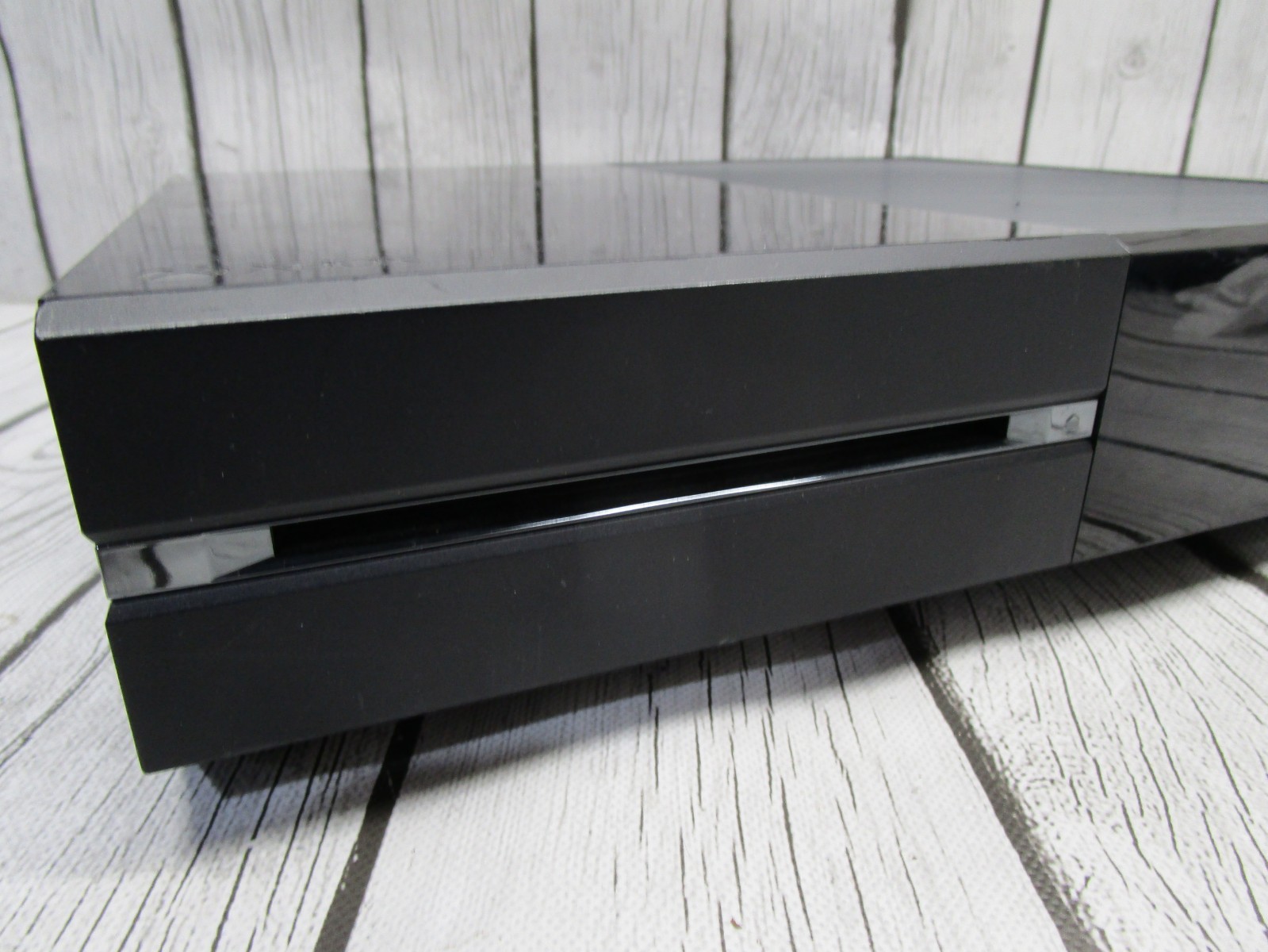 Microsoft Xbox One 1540 500GB Console Only – Black – Factory Reset – Tested