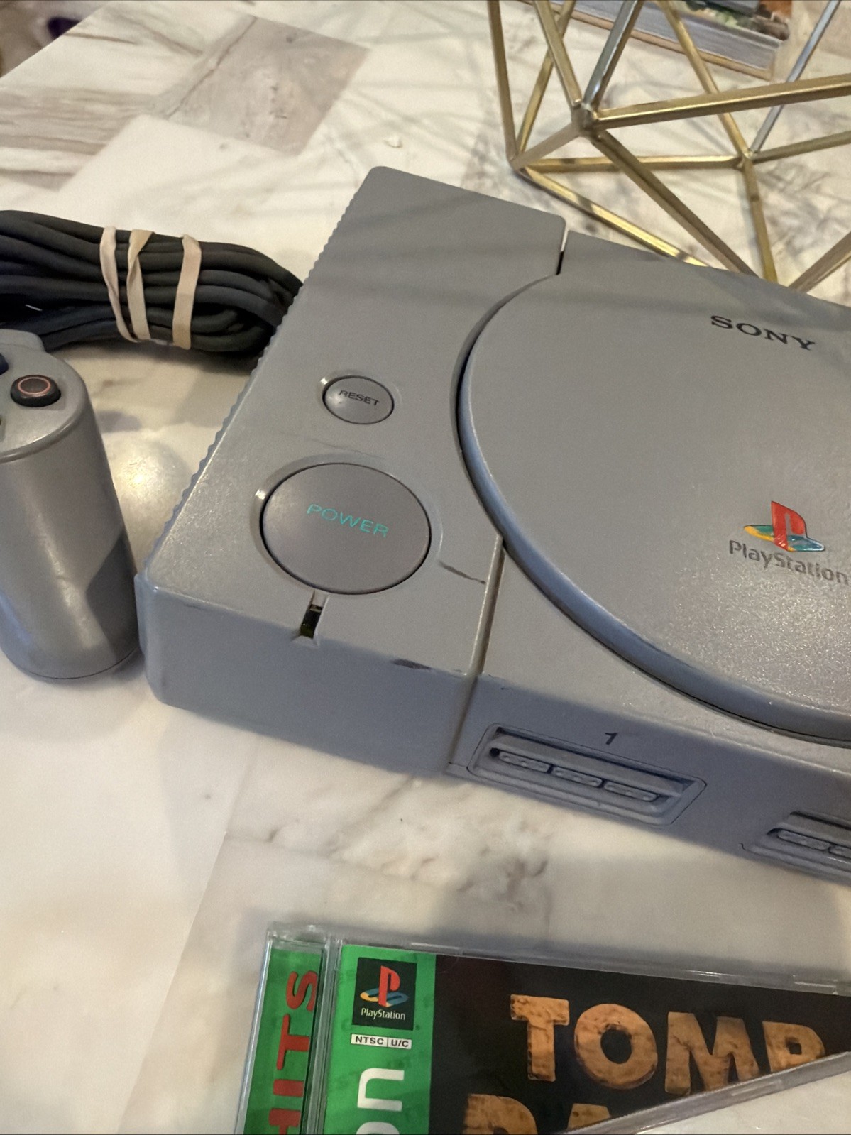 Sony PlayStation 1 PS1 SCPH-7001 Console OEM Controller Tomb Raider 2 + 2 Games