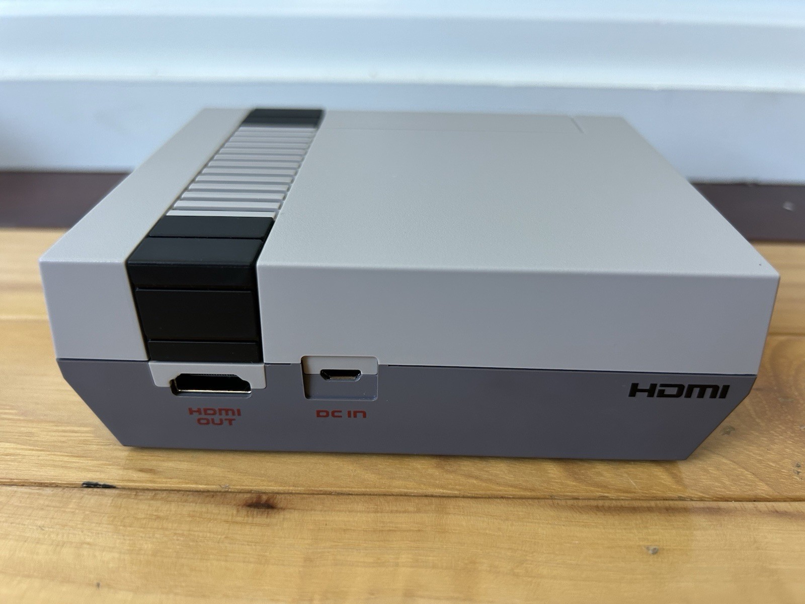Nintendo NES Mini Classic Edition With 271 Games