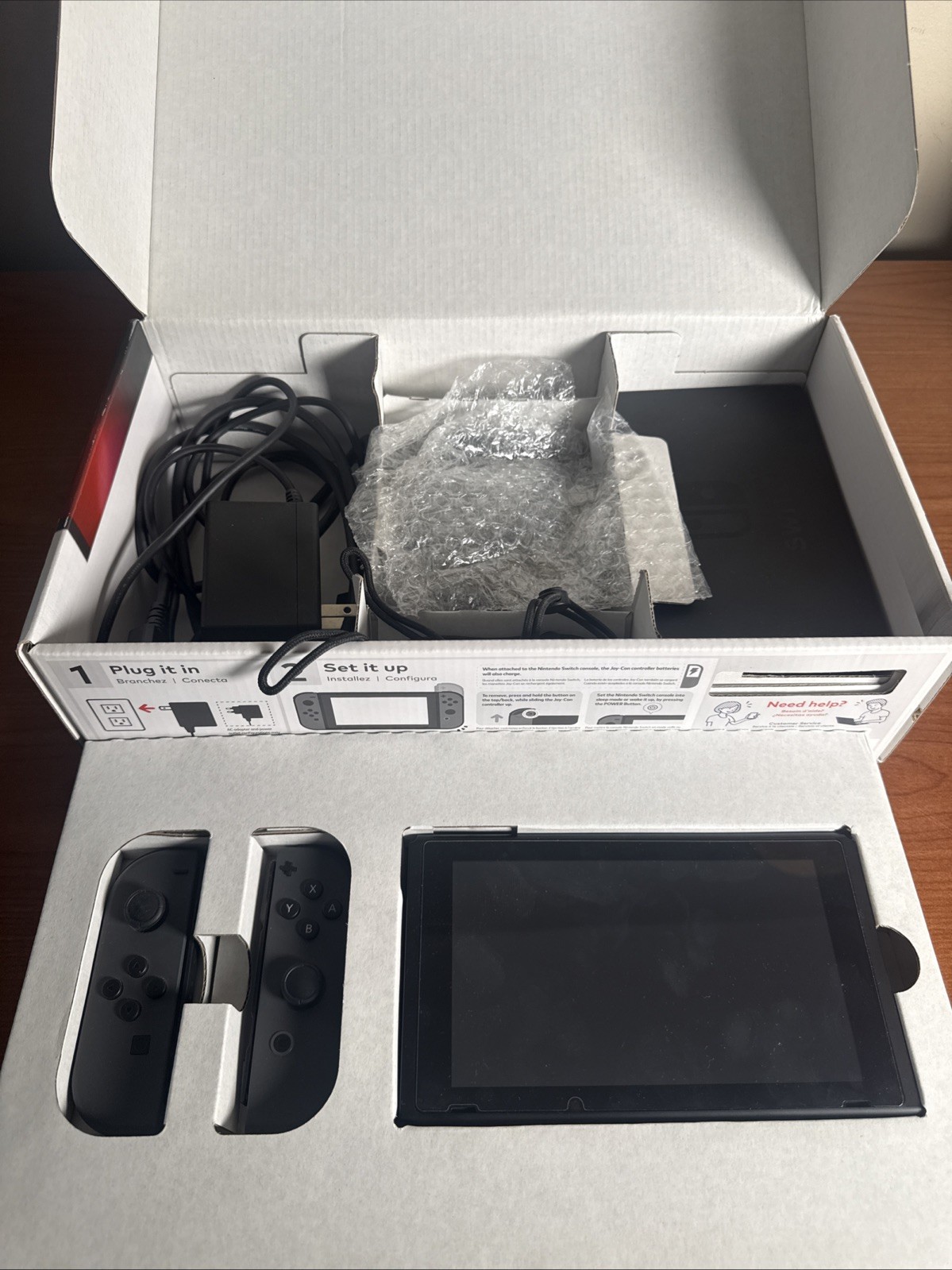 Nintendo Switch HAC-001 32GB Console with Gray Joy‑Con W Box Complete