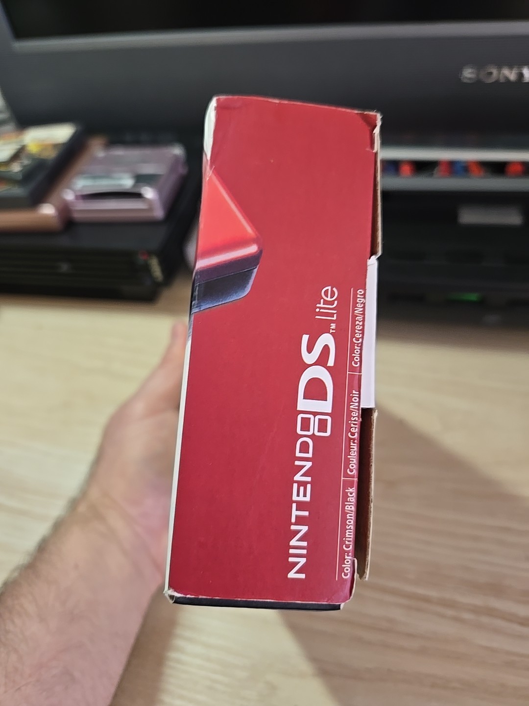 Nintendo DS Lite Crimson Handheld System – Red/Black – GBA Port NOT Working