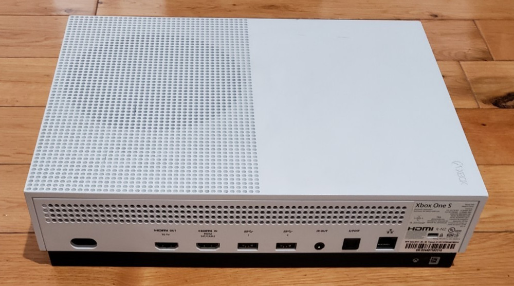Xbox One S 1TB Console 1681 White Bundle, Controller 1914, Power, HDMI, TESTED!