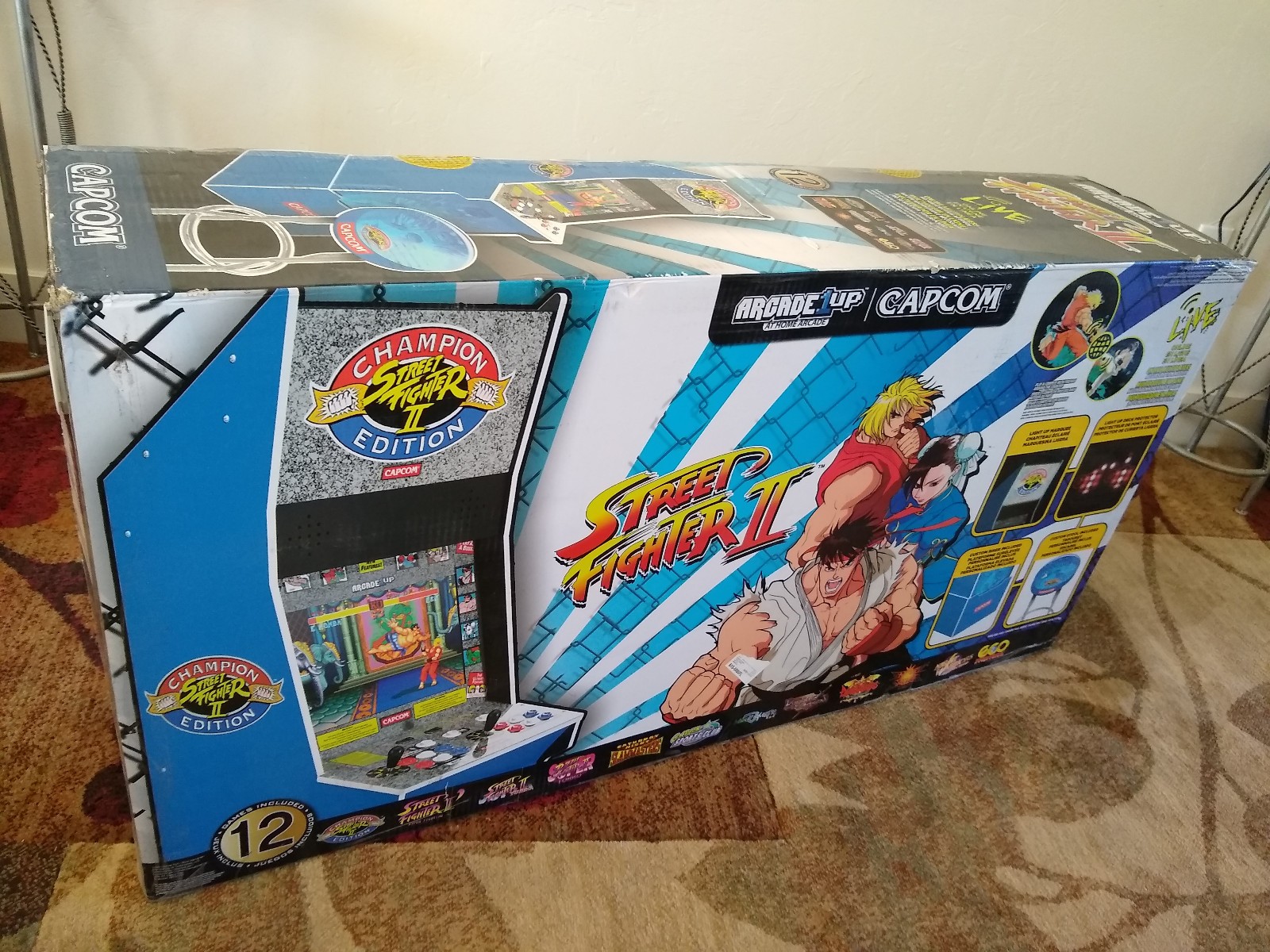 Arcade1up -BIG BLUE CAPCOM Street Fighter II, 12 Games (No Stool)