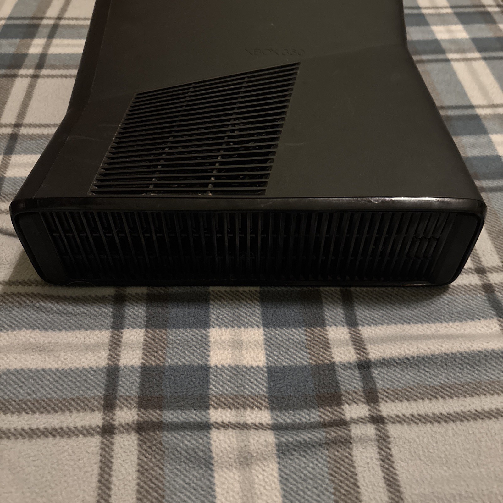 Xbox 360 S [No HDD] ~ Tested & Working ~ Read Description
