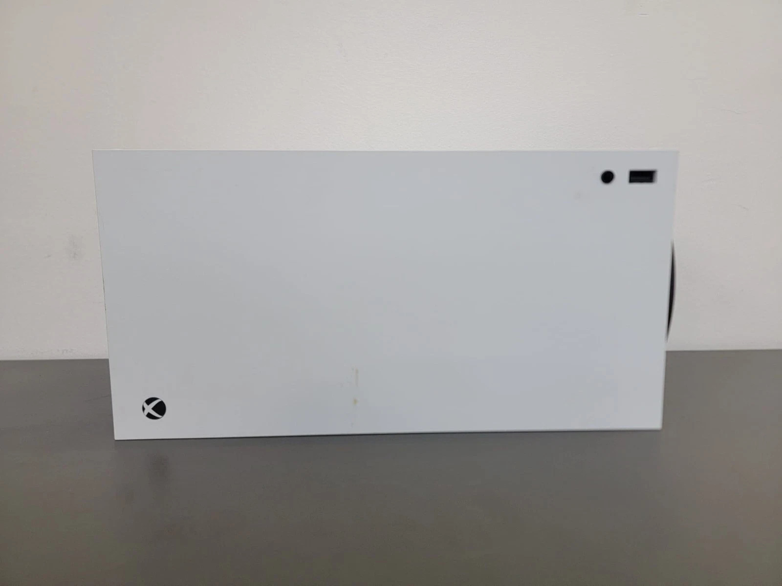 Microsoft Xbox Series X All-Digital Edition 1TB Video Game Console – White