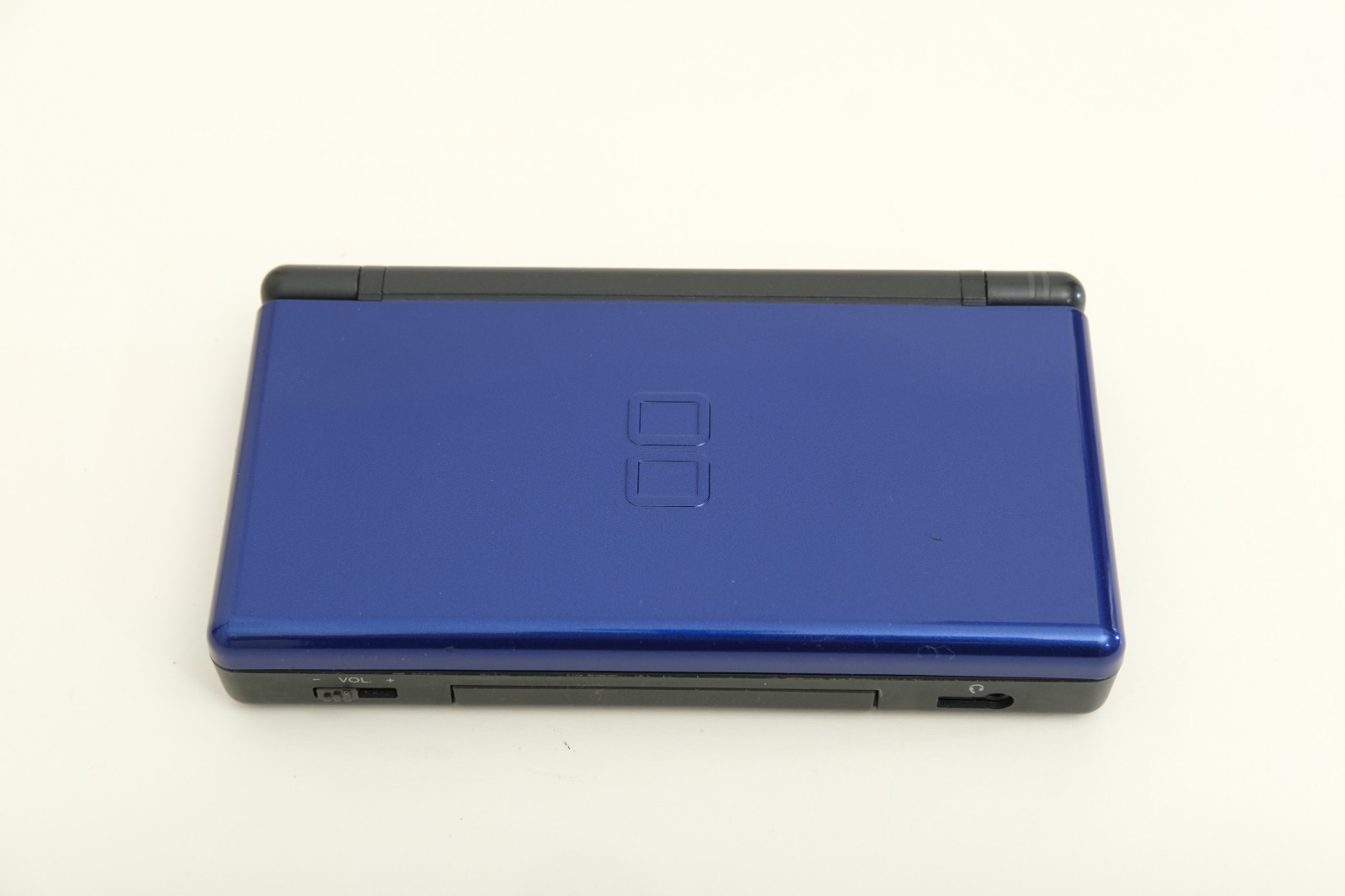 Nintendo DS Lite Handheld Cobalt and Black w/stylus, gba cover, charger USG-001