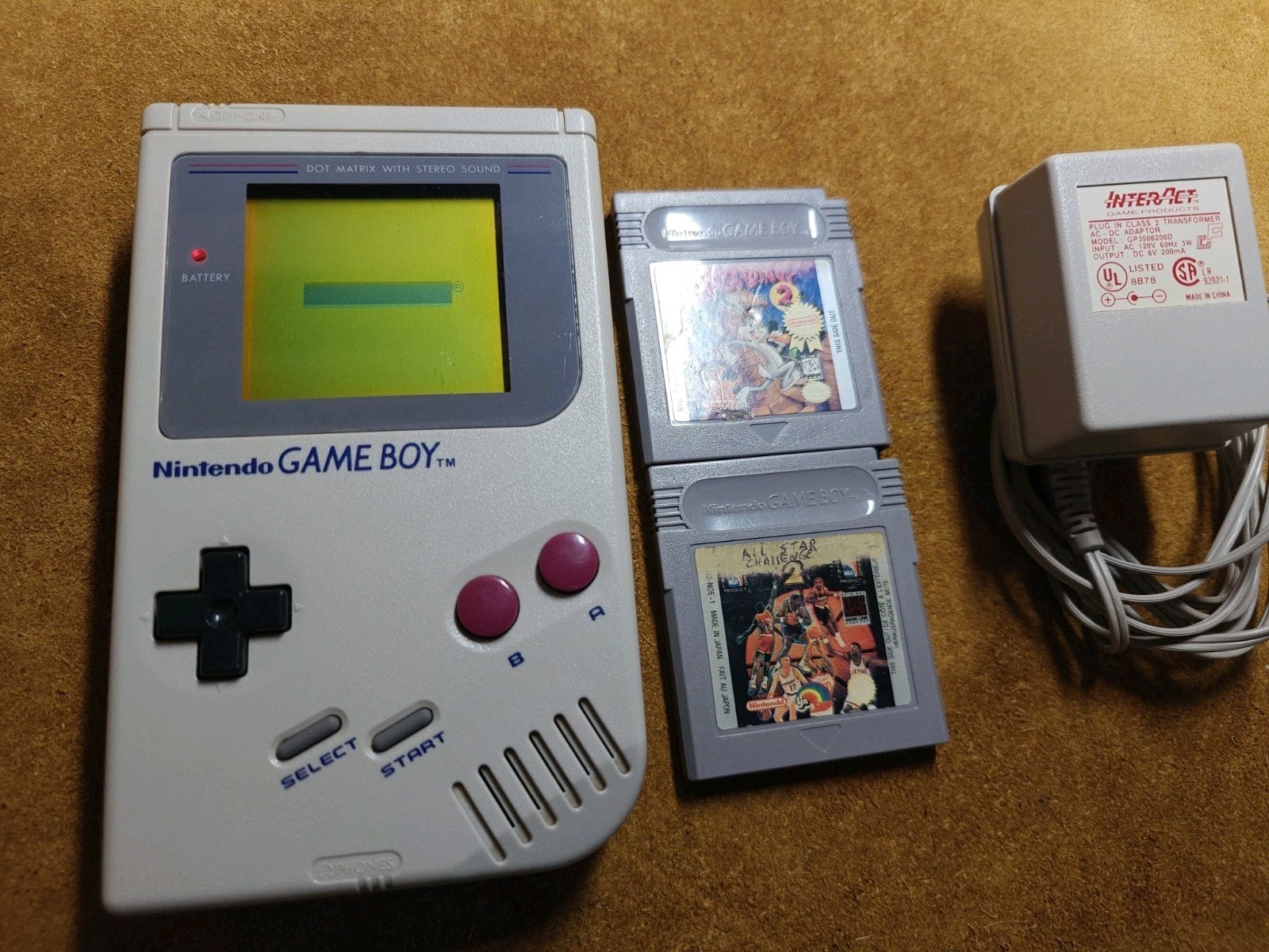 Nintendo Gameboy with games and AC adapter, all works great 2 game game boy lot
