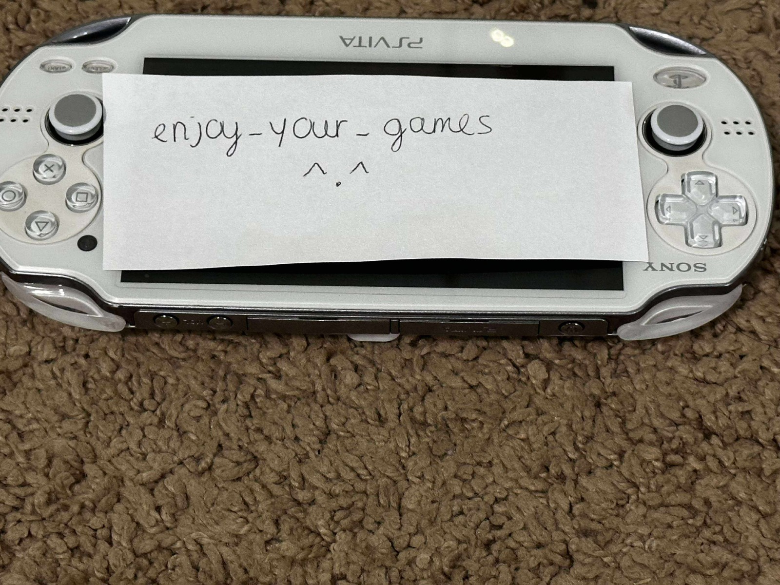 Sony PlayStation PS Vita OLED PCH-1000/1100 White WIFI US Seller – SHIP IN 1-DAY