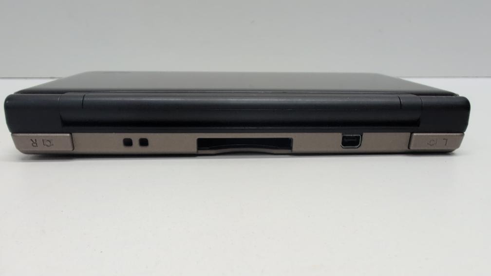 Nintendo DSI – Black & Grey – With Charger (P03066148)