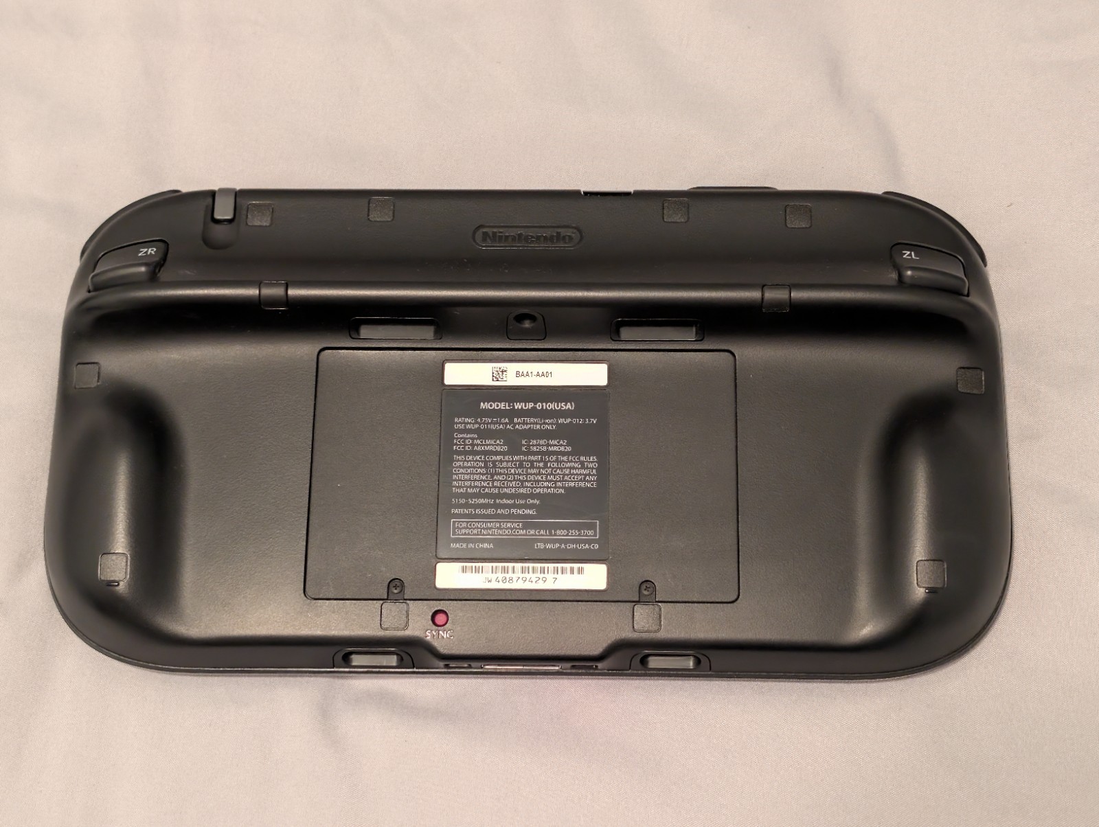 Nintendo Wii U Console + New Super Mario Bros Wii U 32GB Deluxe Set Black HDMI