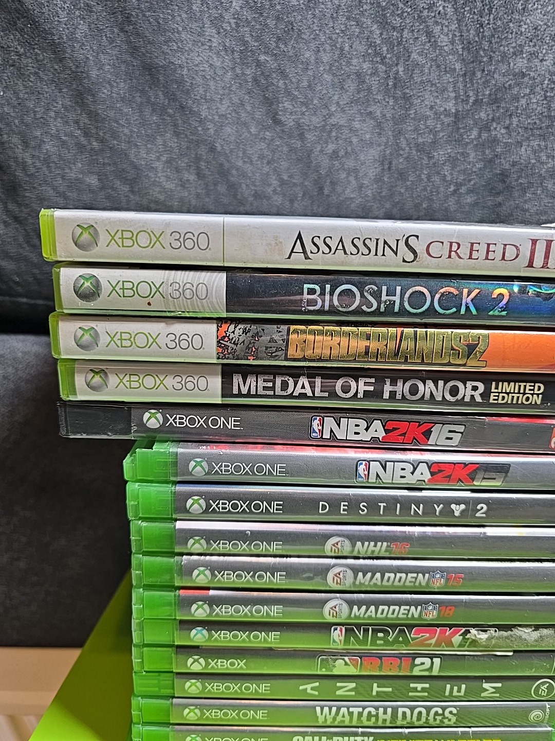 MICROSOFT XBOX ONE S 1681 500GB Slim CONSOLE BUNDLE 16 Games, 1 Controller