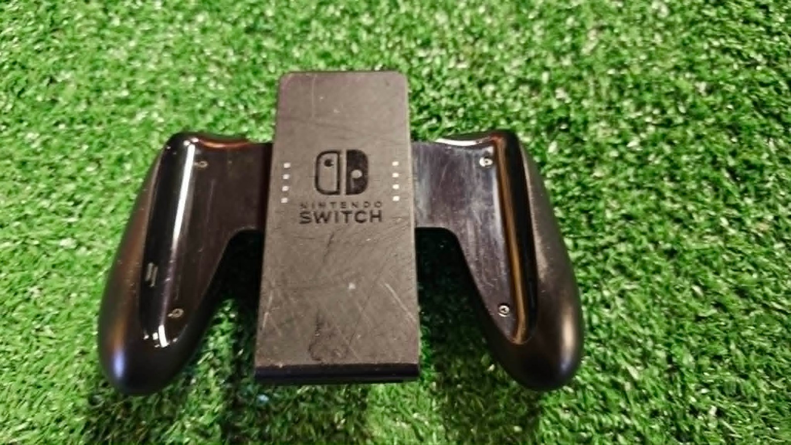 Nintendo Switch OLED 64GB Console Bundle (1 Set Of Joycons, 1 Game, Dock, Case)