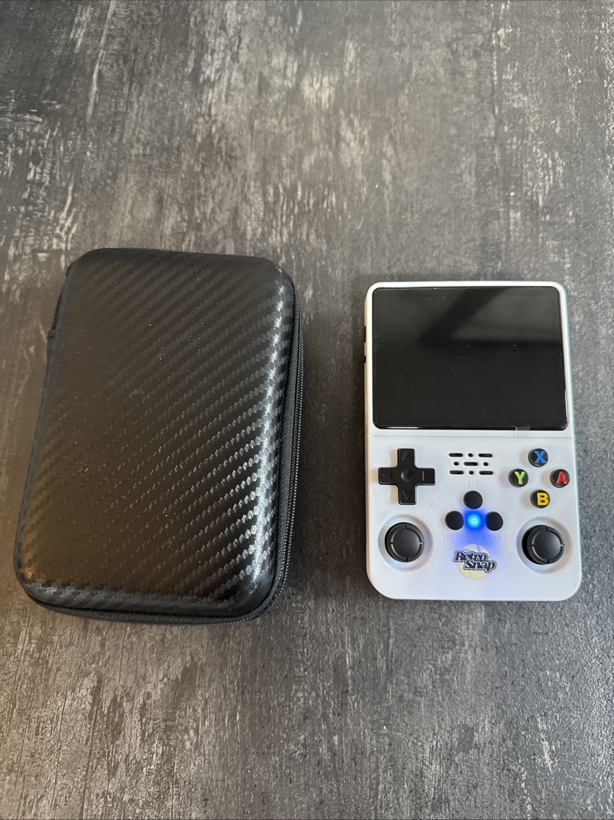 Retro Snap Handheld Game Console with traveling case! Charger not included