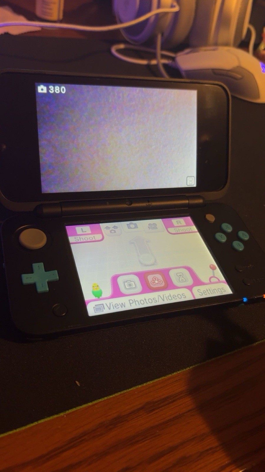 New Nintendo 2DS XL Lightly Used Blue and Black