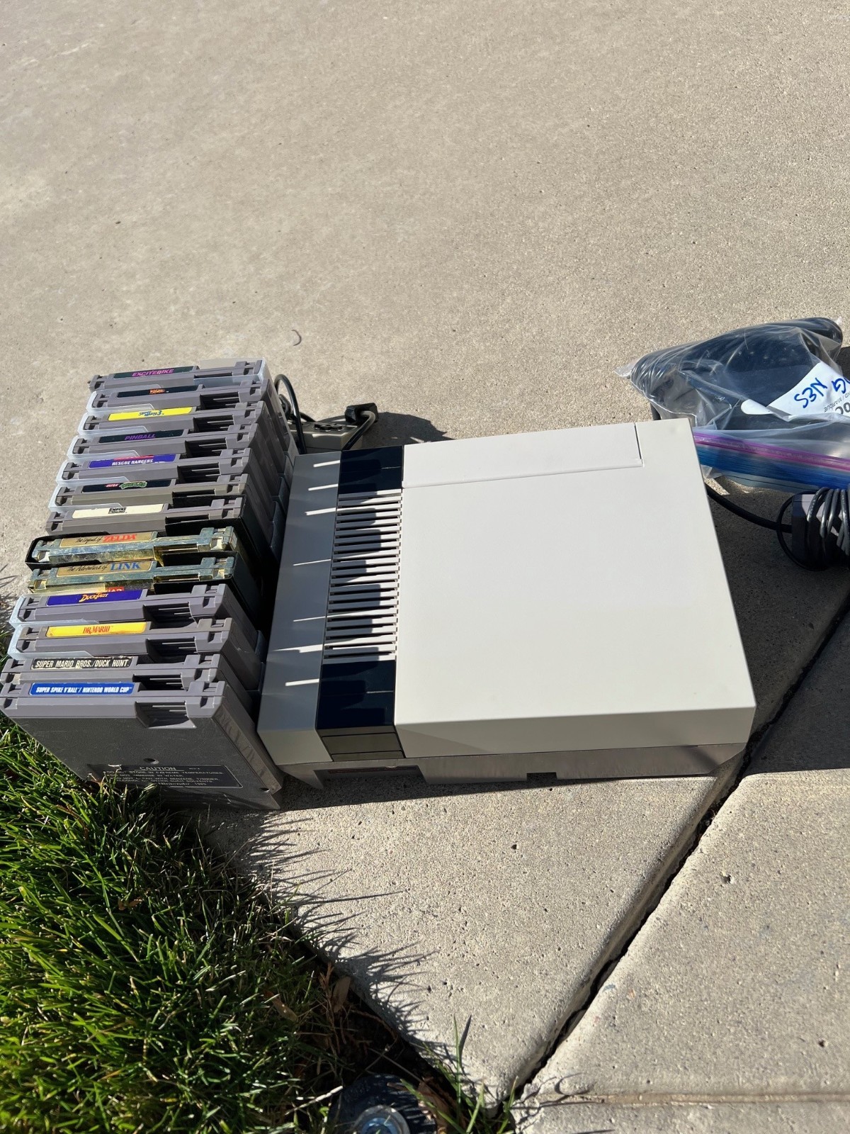 Nintendo Entertainment System Home Console – With Games