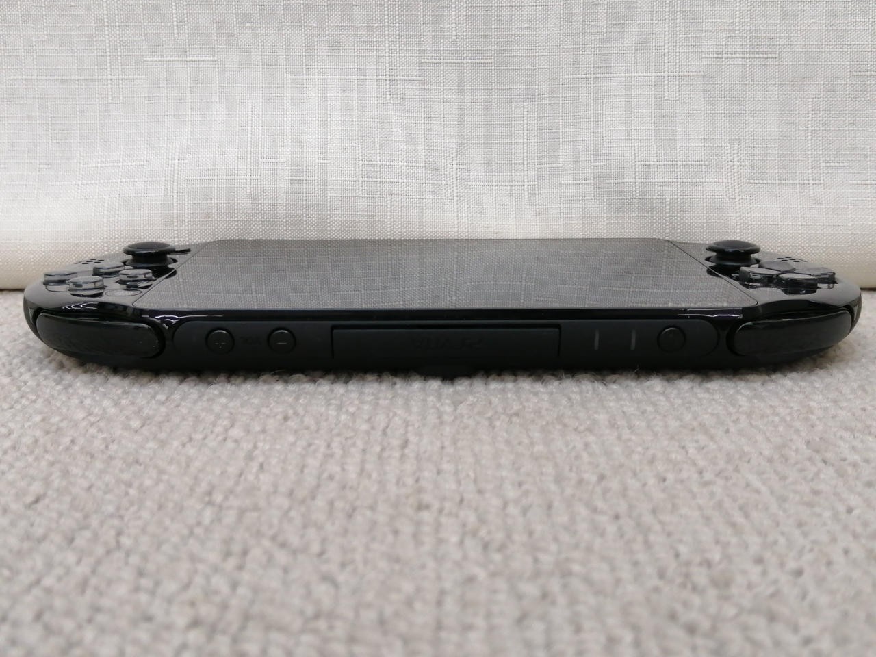 Sony PS Vita PCH-2000 Console Hard Shell Case Used Screen Burn