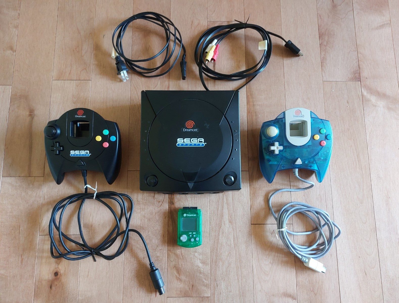 Sega Dreamcast Console – Black Sega Sports Edition BUNDLE w/ 2 Controllers & VMU