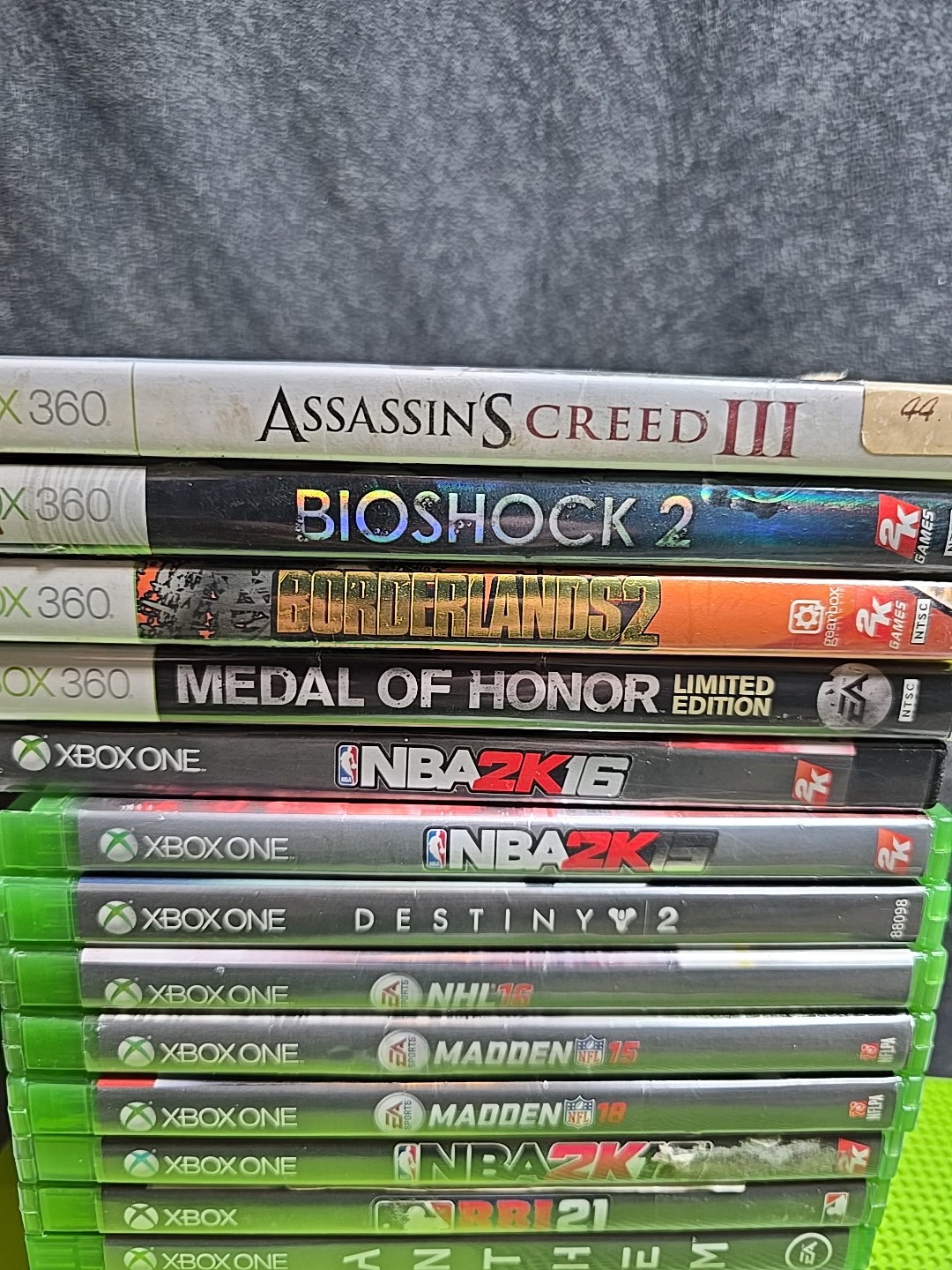 MICROSOFT XBOX ONE S 1681 500GB Slim CONSOLE BUNDLE 16 Games, 1 Controller