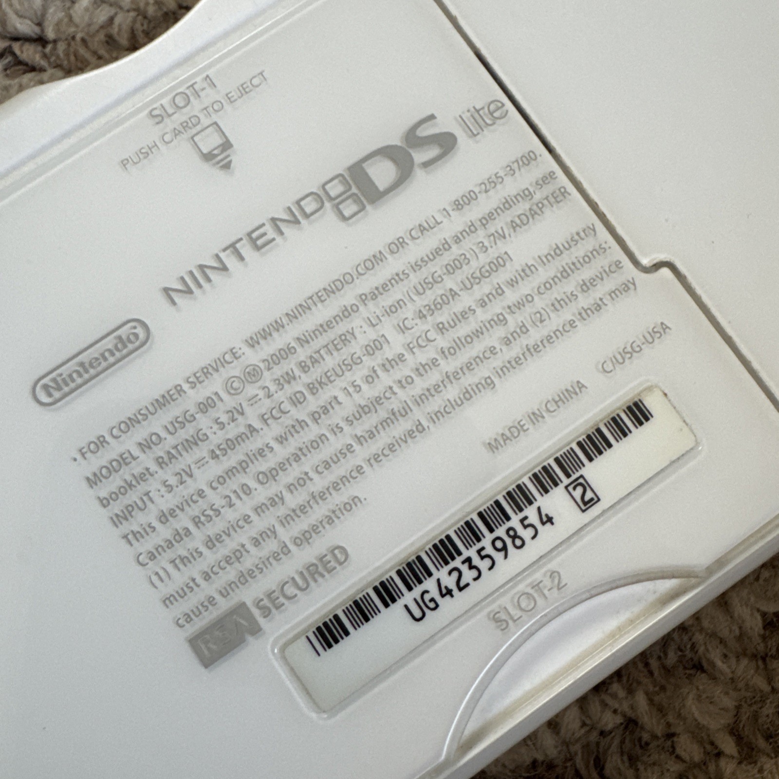Nintendo DS Lite USG-001(JPN) White Handheld Console w/ Stylus Pixel Damage
