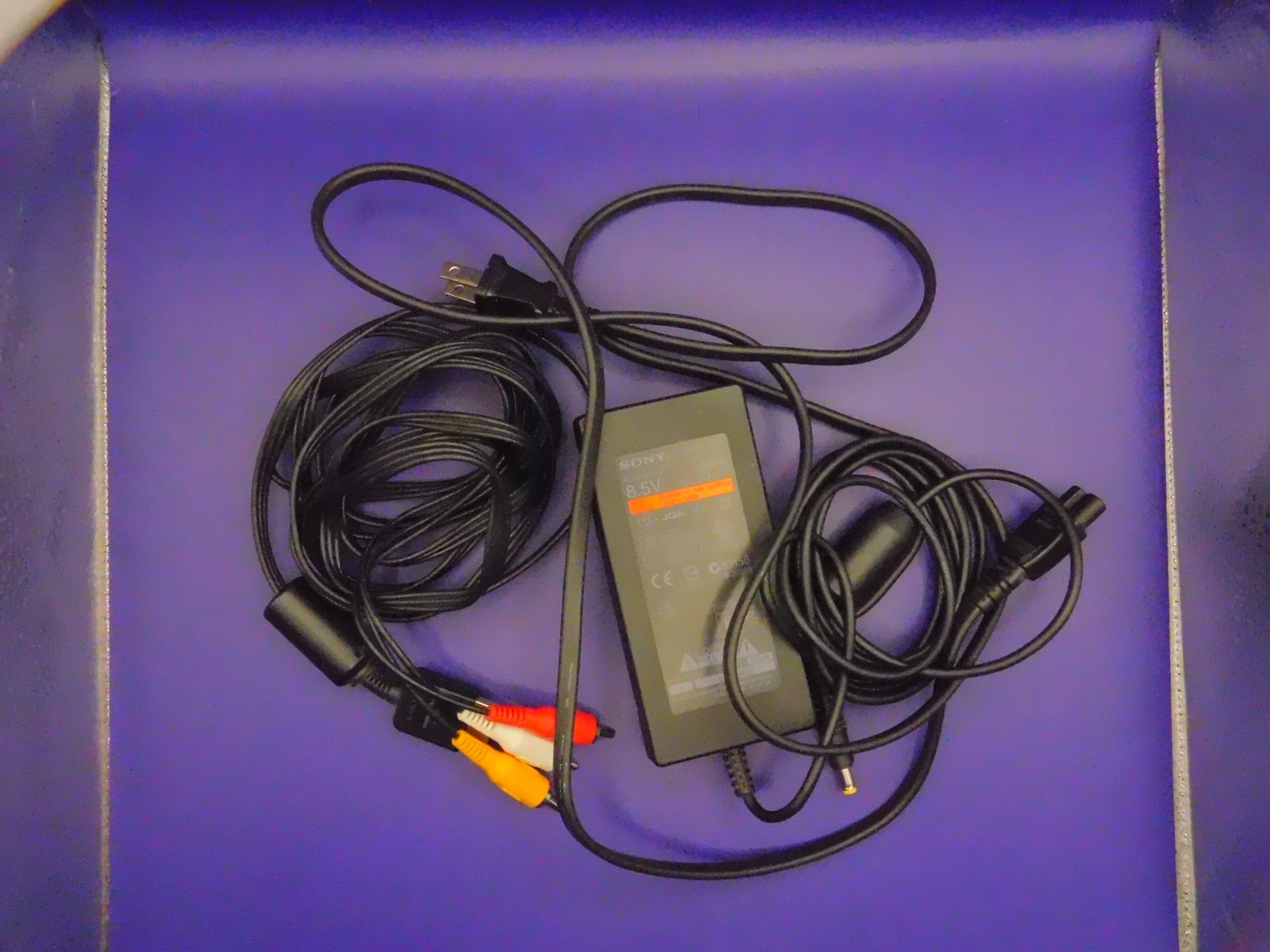 Sony PlayStation 2 Slim Console-Black + 8 MB Memory Card + Controllers WORKING