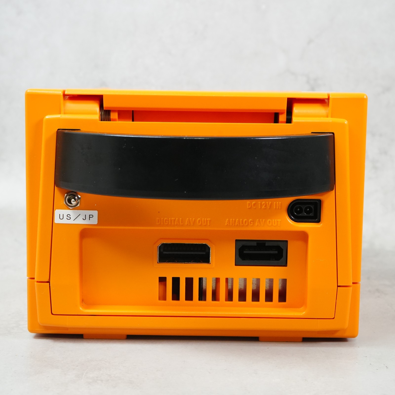 GameCube Orange Console DOL-001 NTSC U-C/J Region Switch Mod Nintendo w/ Cable
