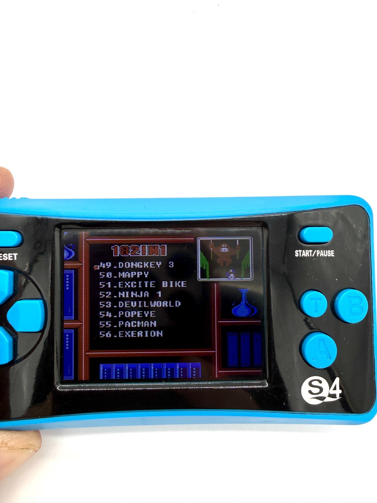 Handheld Game Console 182 Built-in Classic 8-Bit Games 2.5″ LCD Screen