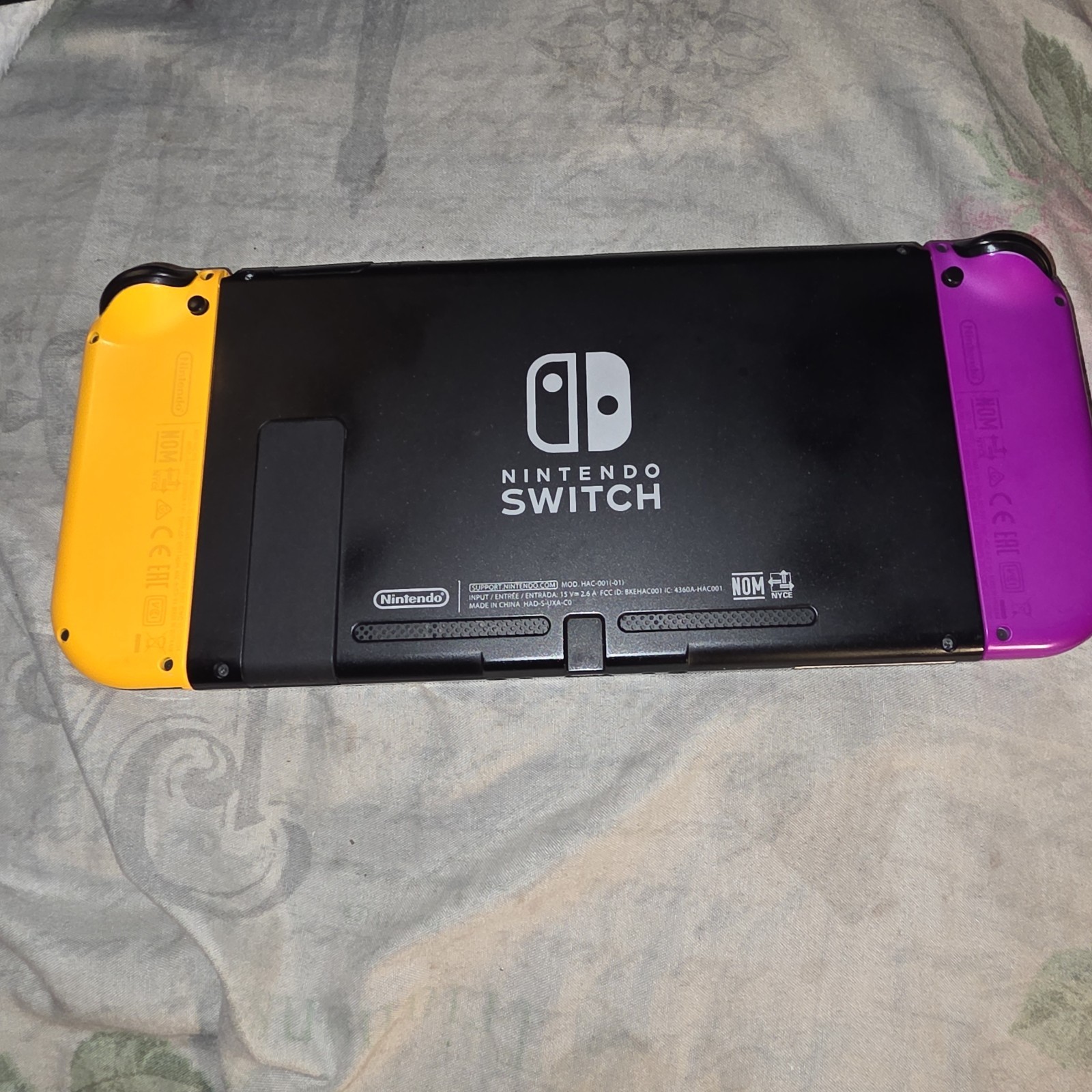 Nintendo HAC-001 32GB Switch Console – Black Working Console No Drift