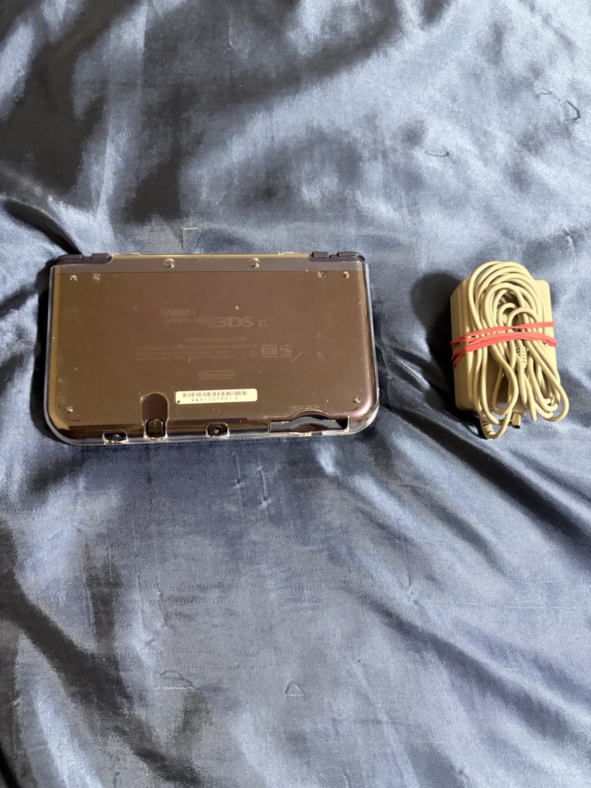 Nintendo 3DS XL Galaxy Edition Handheld Console System Purple with Charger