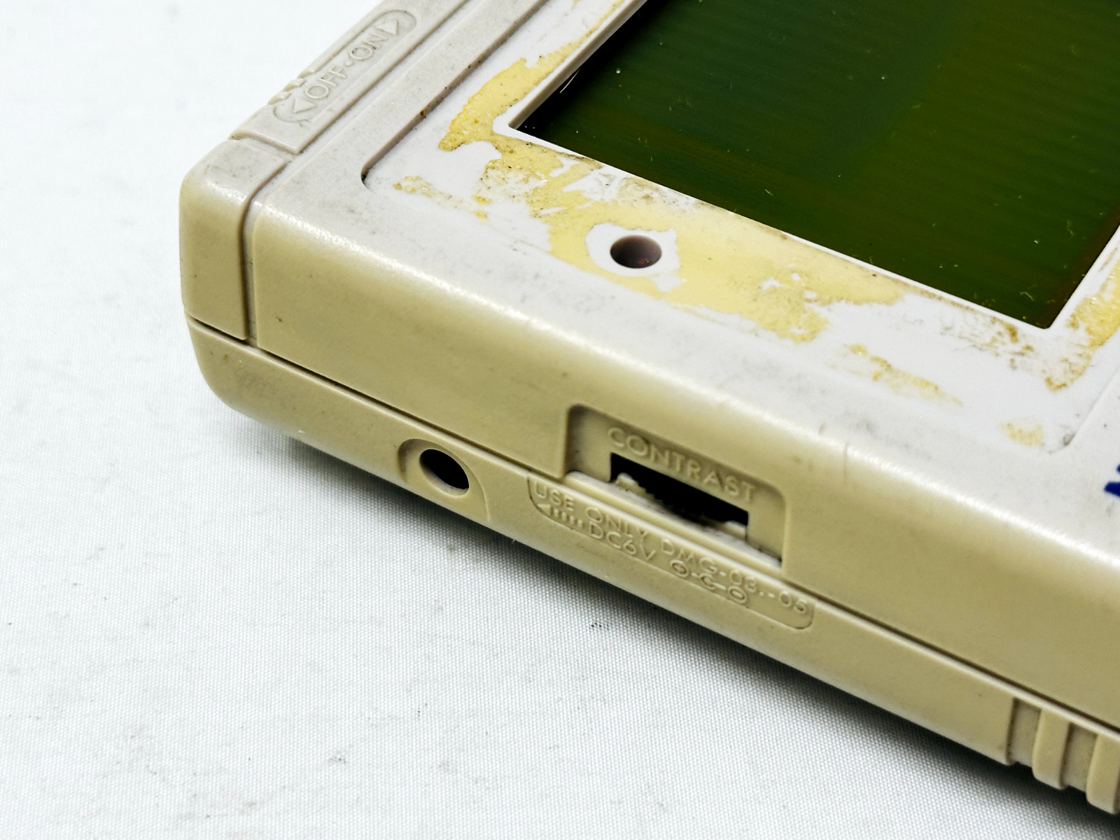 Nintendo Game Boy Pocket MGB-001 Off White/Gray – OEM – For Parts or Repair