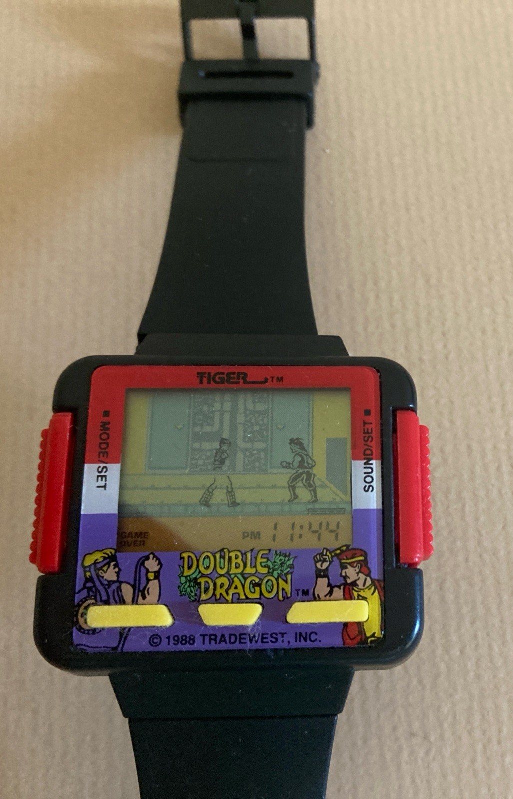 Vintage Double Dragon Tiger Electronics LCD Video Game Watch. 1990. Excellent !