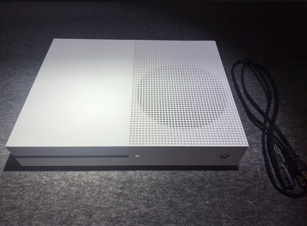 Microsoft Xbox One S 500GB Console w/ Power & HDMI Cord