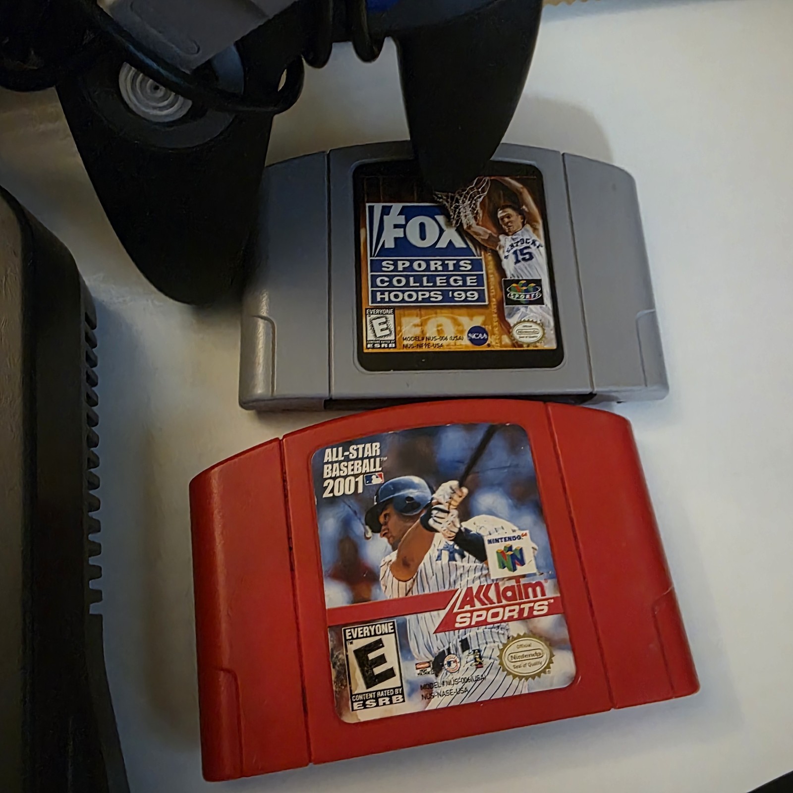 Nintendo 64 N64 Console Bundle w/2 Game and 2 aftermarket controllers