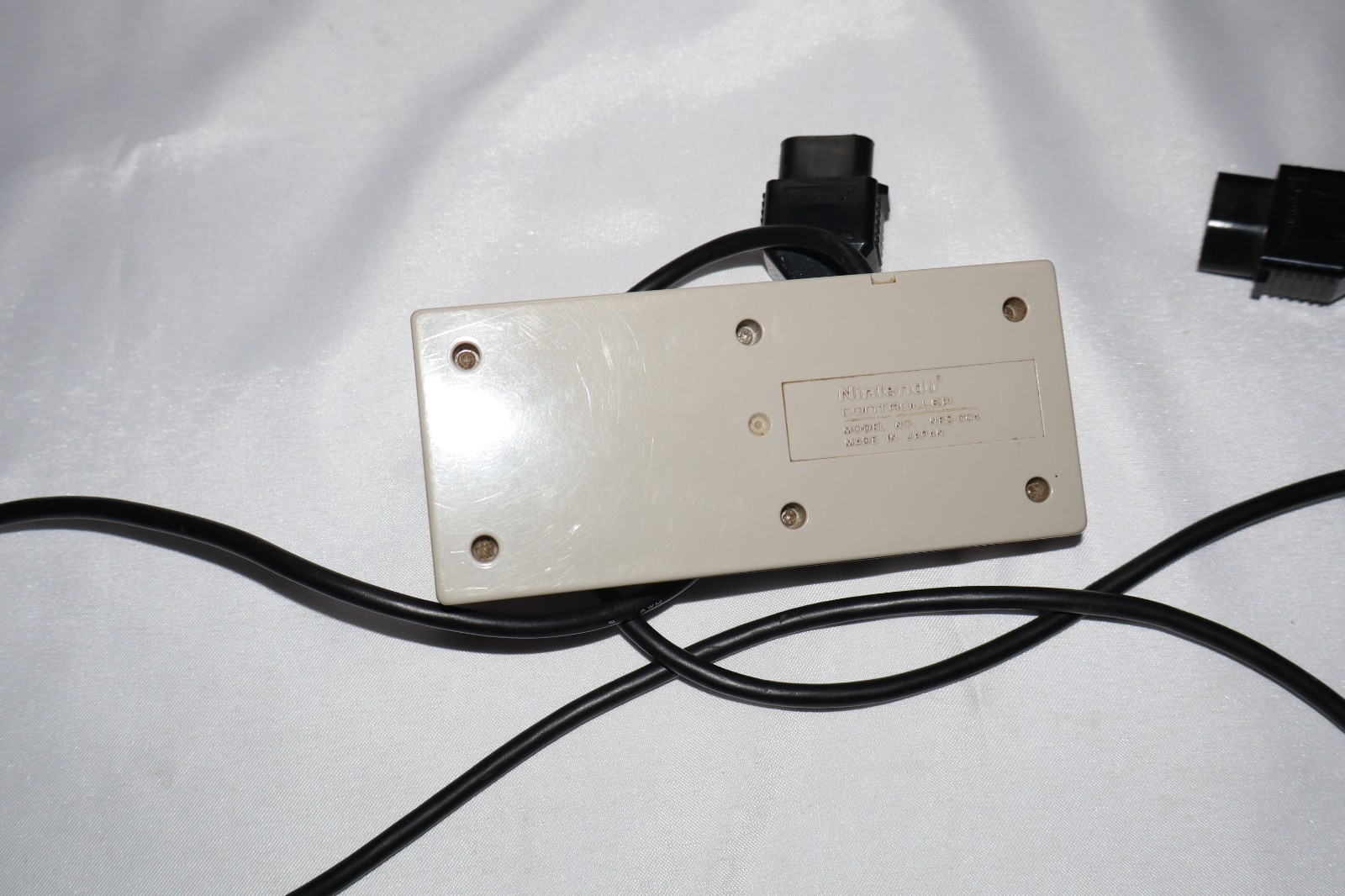 Nintendo NES Console 2 controllers A/V cord On Red Blinking Light Repair Parts